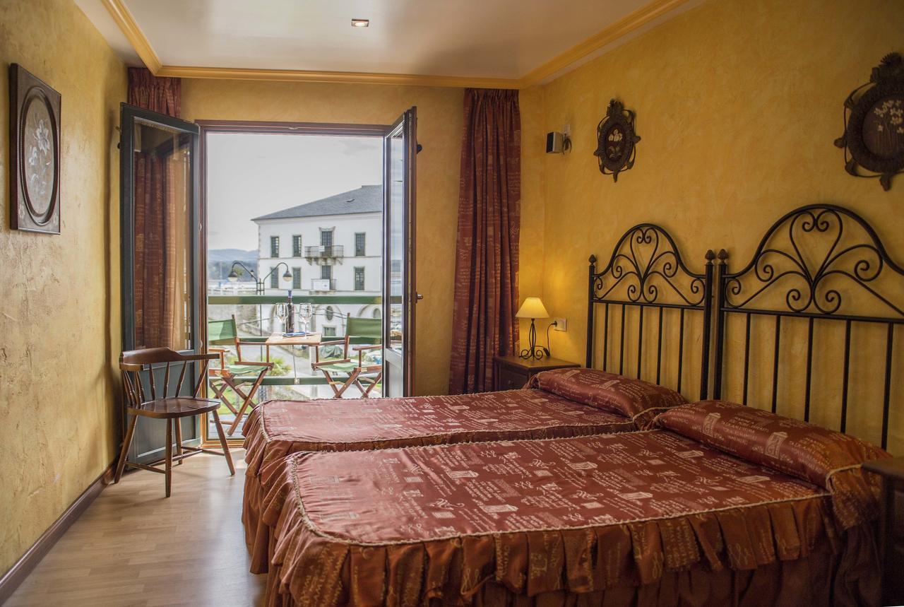 Hotel A. G. Porcillan Ribadeo Exterior photo